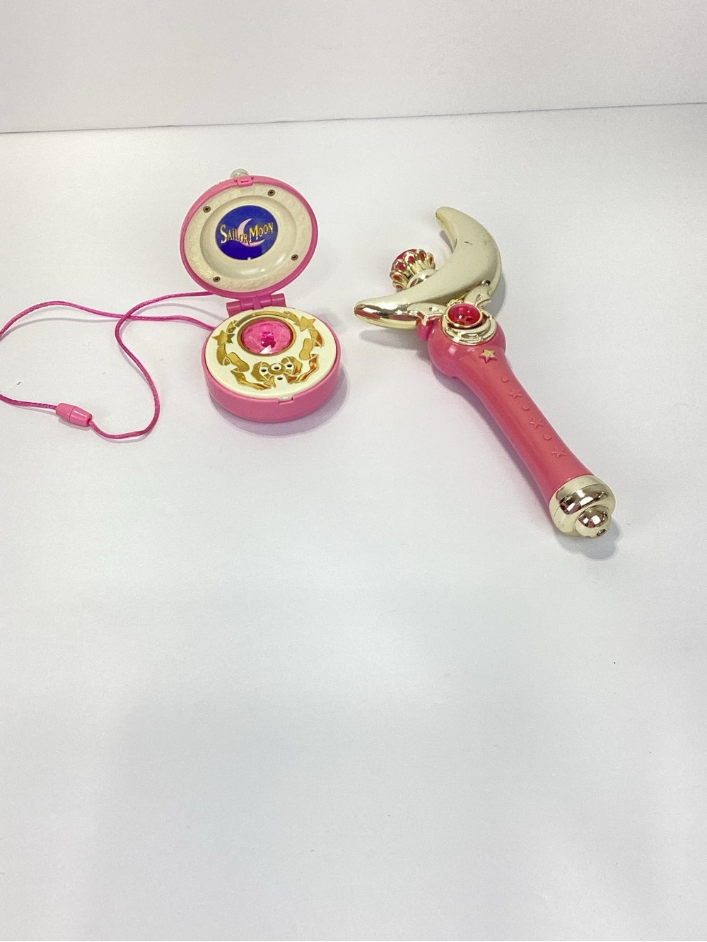 Sailor Moon Wand Bandai Cosmic Crescent Wand And Compact Broach Neckace Vintage